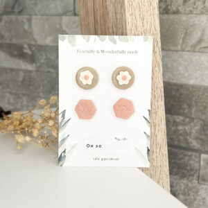 2 pcs studs