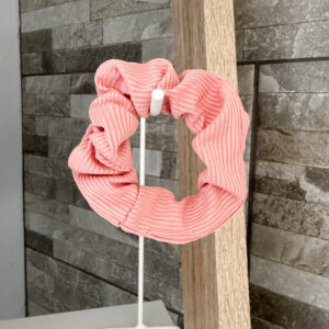 Plain scrunchie-pink