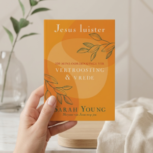 Jesus Luister: 100 Mini-oordenkings vir Vertroosting en Vrede (Sagteband)