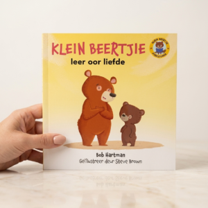 Kinders-klein beertjie leer oor Liefde