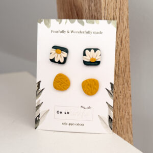 2 pcs studs