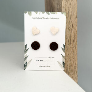 2 pcs studs