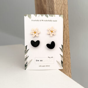 2 pcs studs