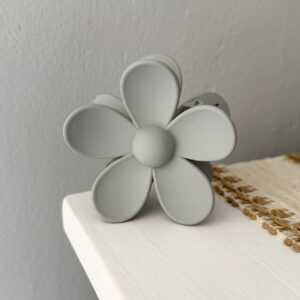 Floral claw clip-grey