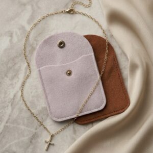 Costume jewelry-Golden necklace with bag